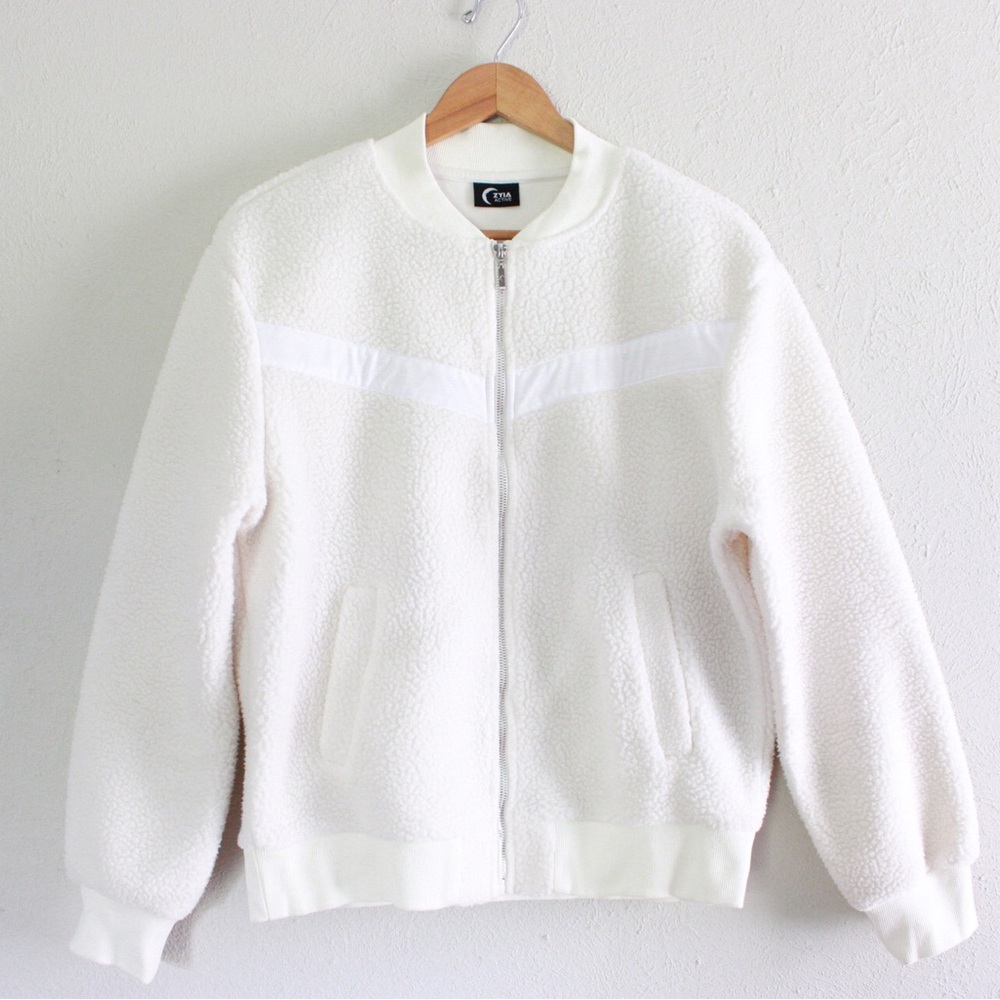 ZYIA Flying V Fleece White Jacket Large